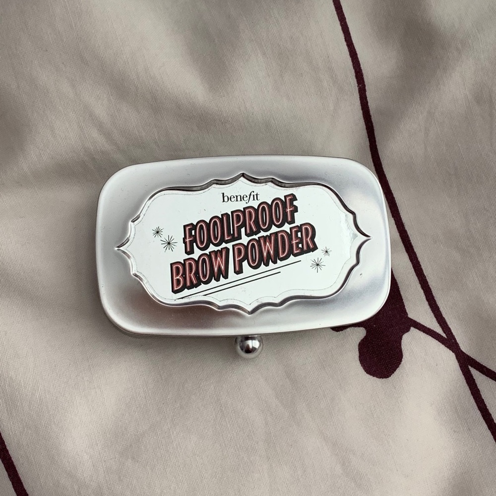Benefit Foolproof Brow Powder